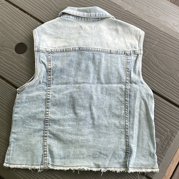 Light Wash Soft Denim Vest - Picture 8 of 8